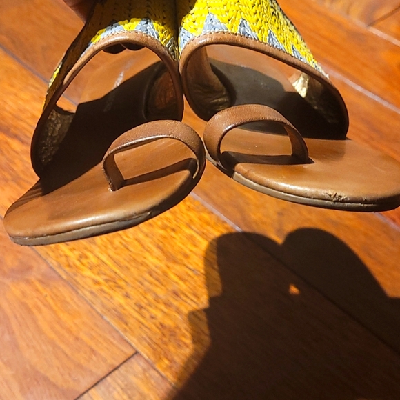 Diane Von Furstenberg tribal wedge sandals - Picture 7 of 7
